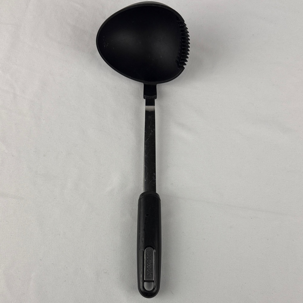 Goodcook Hi-Temp Nylon Kitchen Ladle with Sprout and Strainer